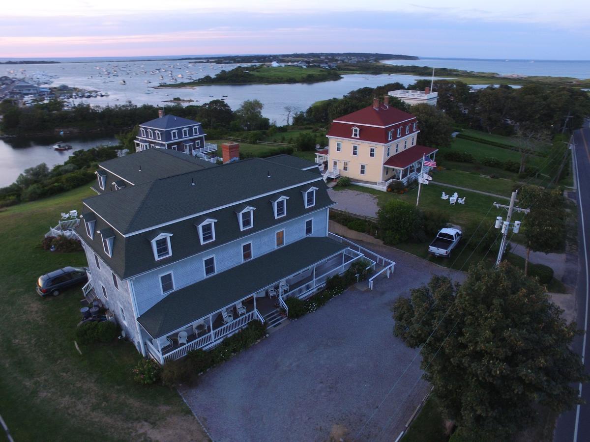 Payne'S Harbor View Inn New Shoreham Exterior photo