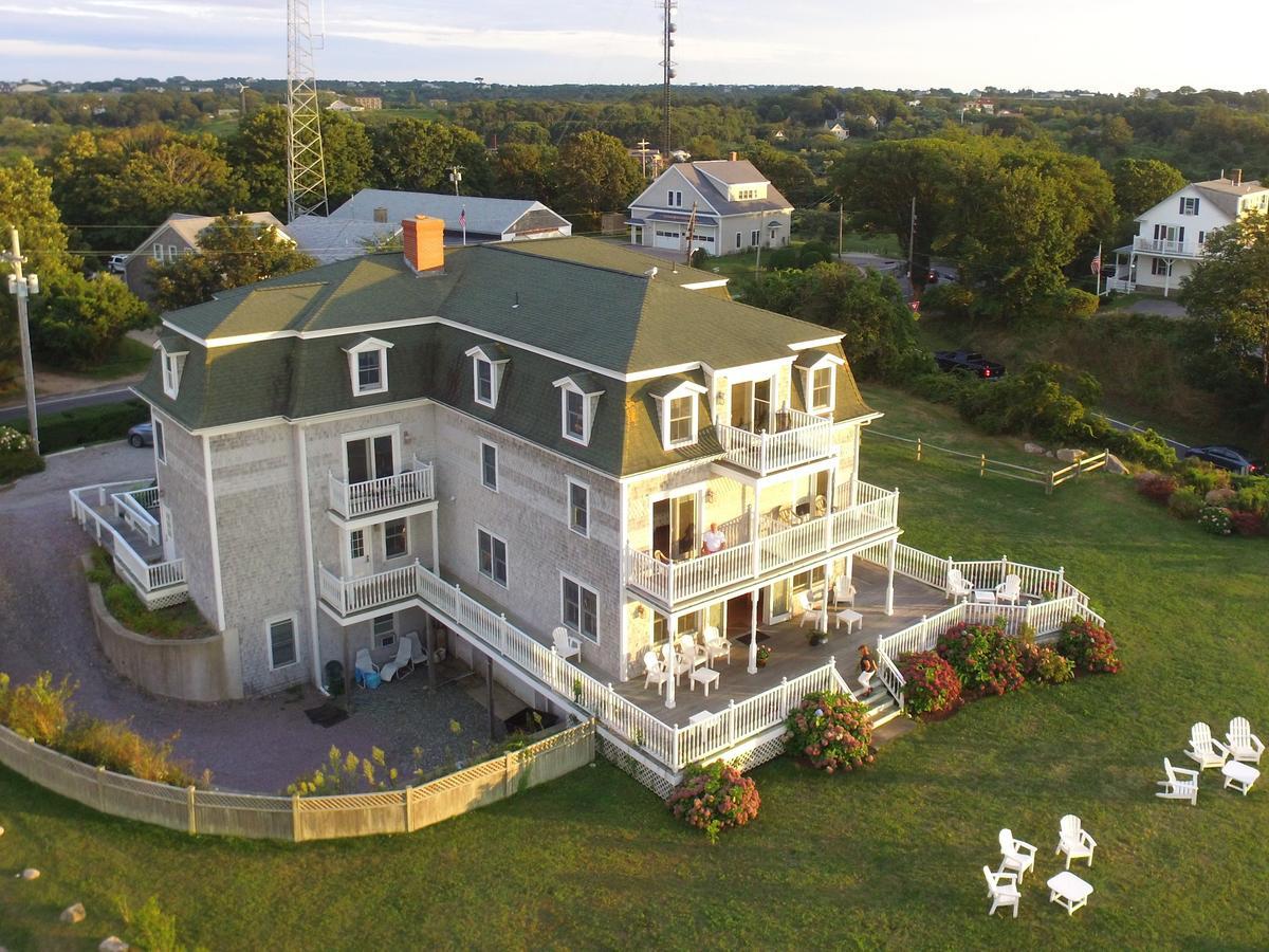 Payne'S Harbor View Inn New Shoreham Exterior photo